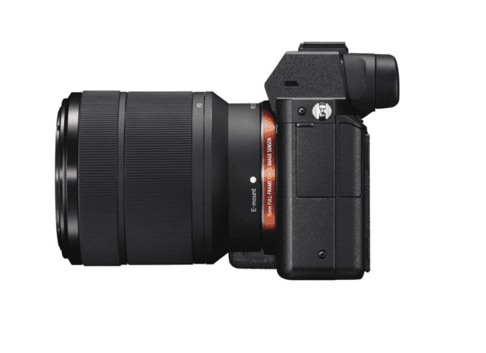 Бездзеркальний фотоапарат Sony Alpha A7 III kit (28-70mm) (ILCE7M3KB)