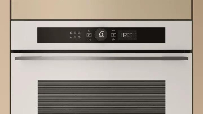 Мікрохвильовка з грилем Whirlpool WMW57DHMW