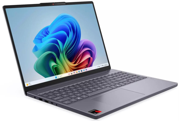 Ноутбук Lenovo IdeaPad Slim 3 15Q8X10 (83N30000US)