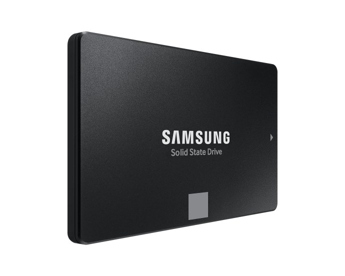 SSD накопичувач Samsung 870 EVO 4 TB (MZ-77E4T0BW)